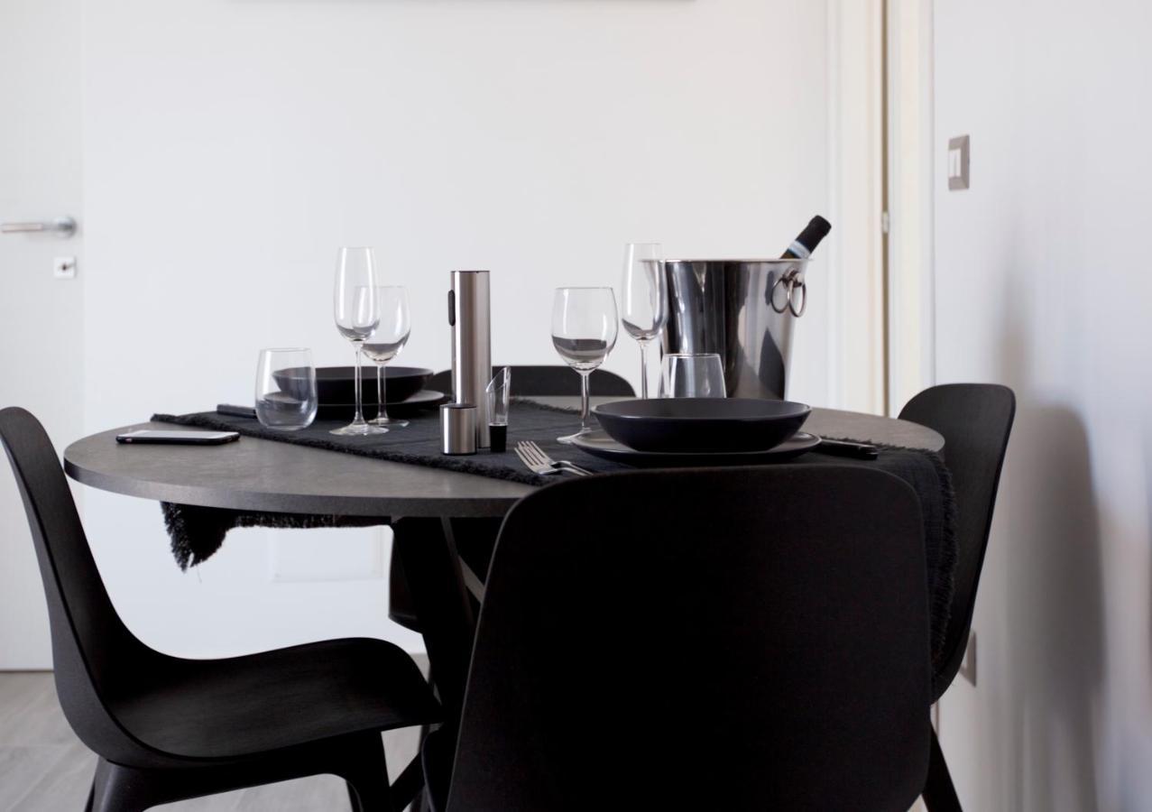 Scugnizzo Apartment Luxury Home Neapel Exterior foto