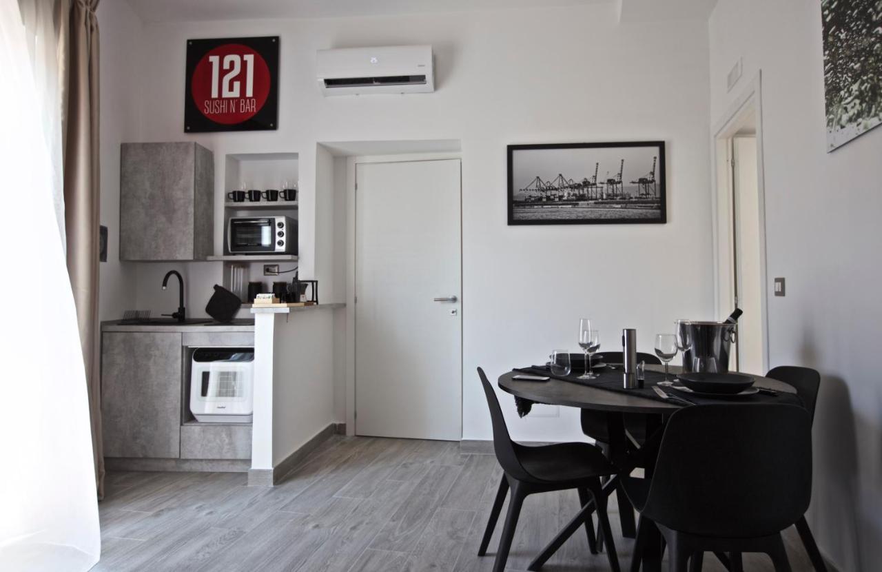 Scugnizzo Apartment Luxury Home Neapel Exterior foto