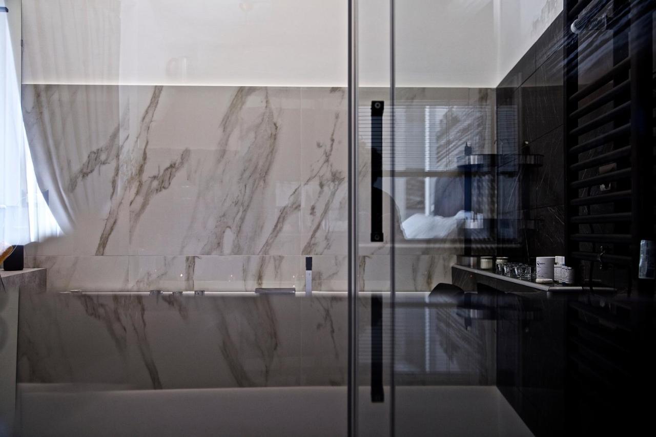 Scugnizzo Apartment Luxury Home Neapel Exterior foto