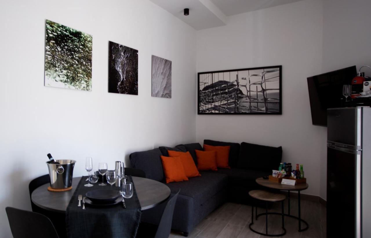 Scugnizzo Apartment Luxury Home Neapel Exterior foto