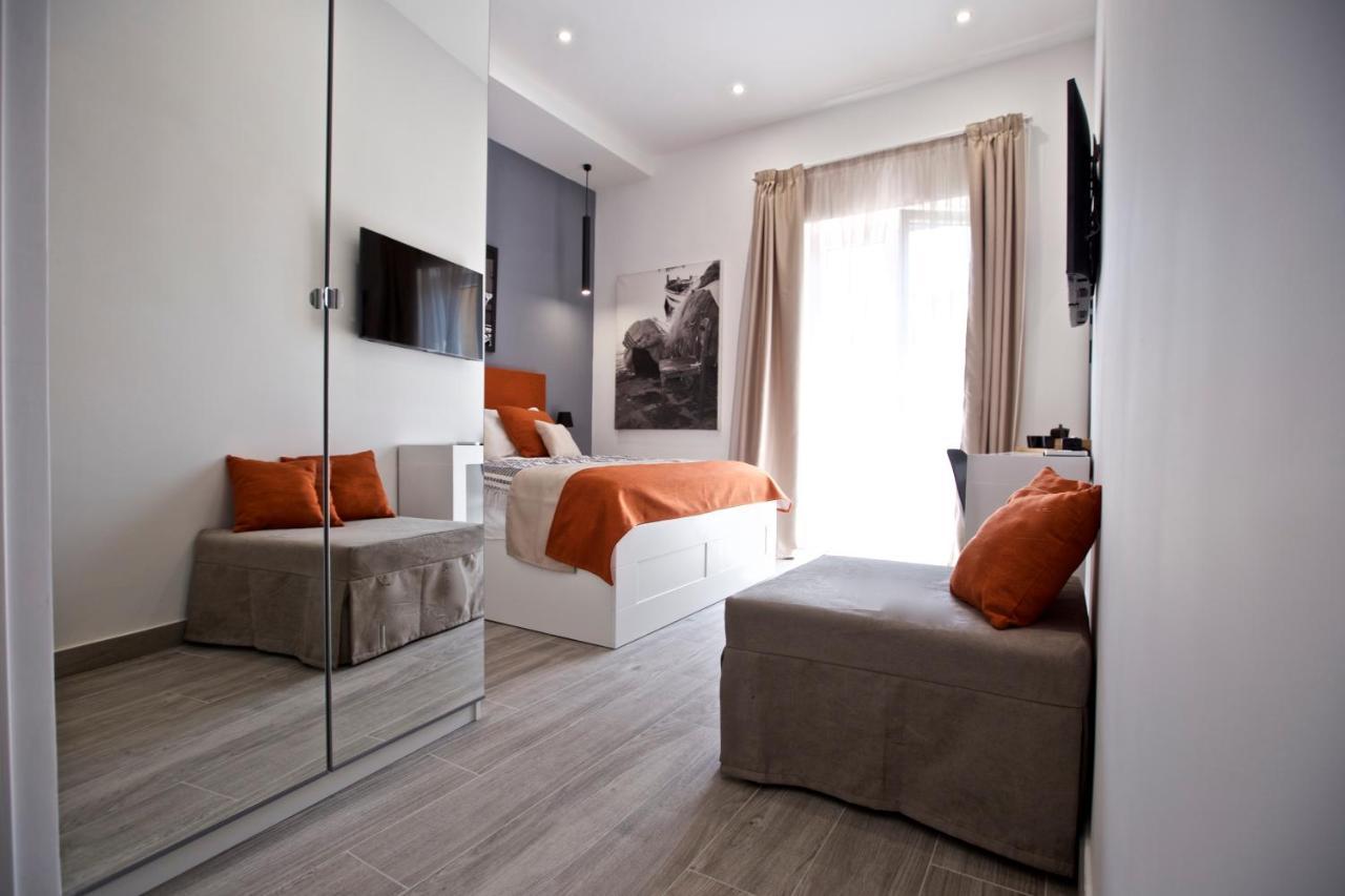 Scugnizzo Apartment Luxury Home Neapel Exterior foto